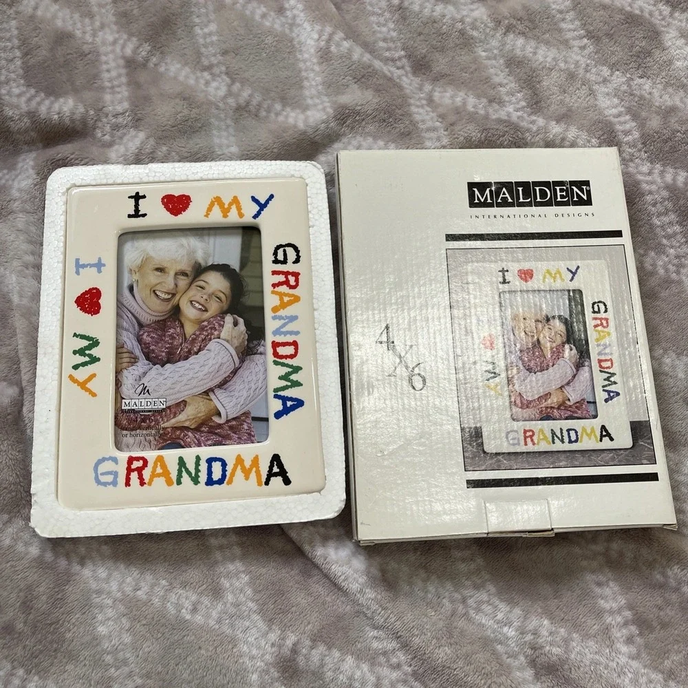 Grandma Picture Frame 4x6 VTG 90s Ceramic I Love My Grandma Table Top Retro